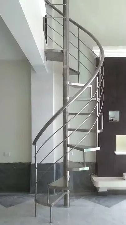 Havuz Kenarı Güvenlik ve Estetik Alüminyum Küpeşte